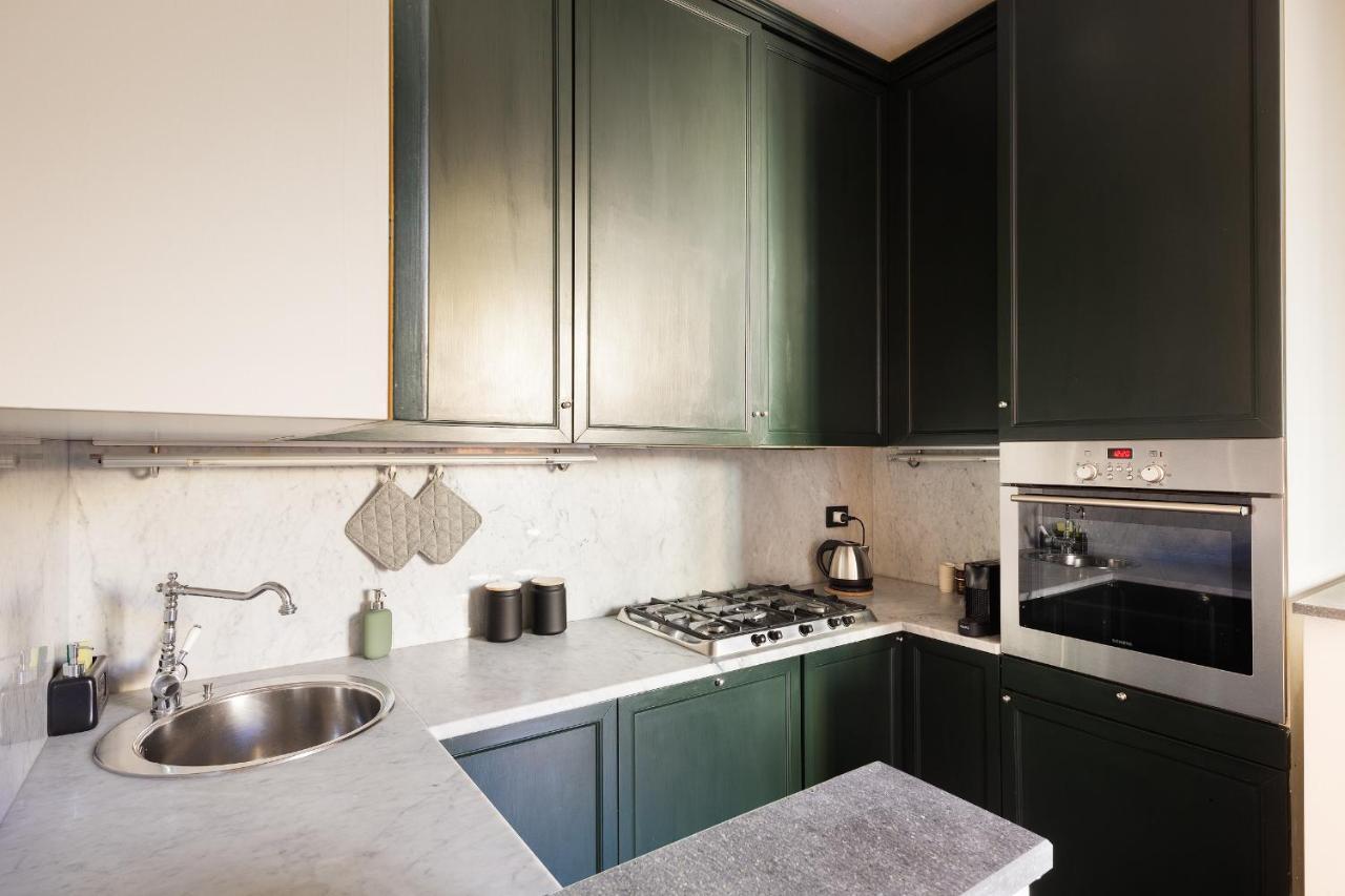 Hl Luxury Duomo Apartment - Via Torino, Montenapoleone Mediolan Zewnętrze zdjęcie