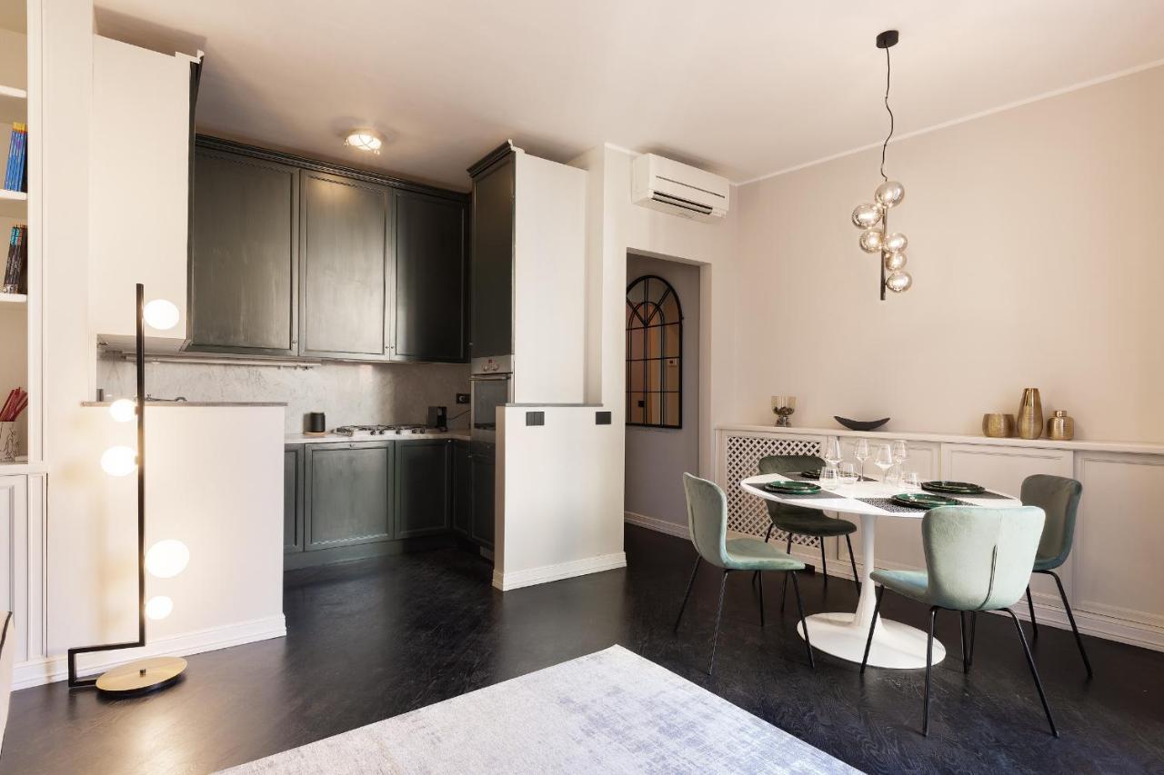 Hl Luxury Duomo Apartment - Via Torino, Montenapoleone Mediolan Zewnętrze zdjęcie