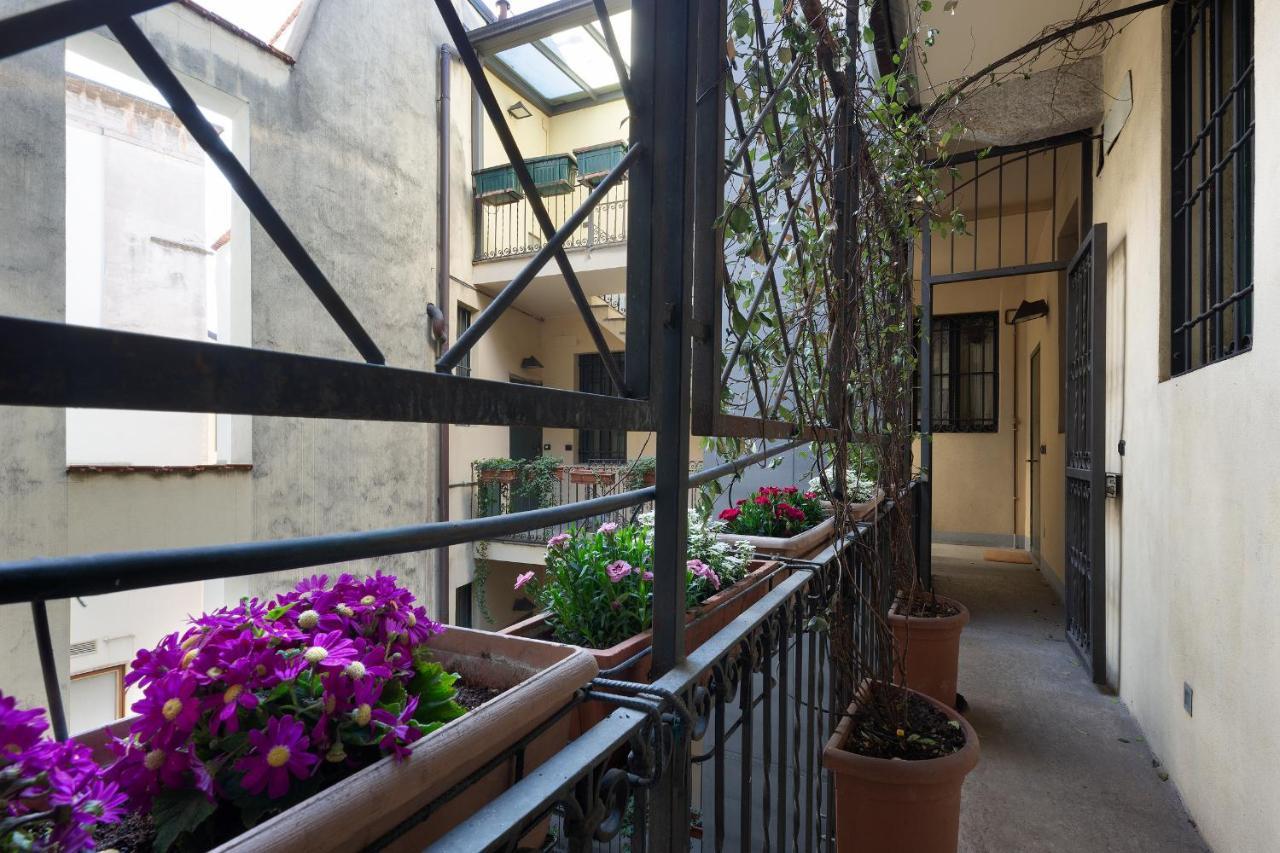 Hl Luxury Duomo Apartment - Via Torino, Montenapoleone Mediolan Zewnętrze zdjęcie